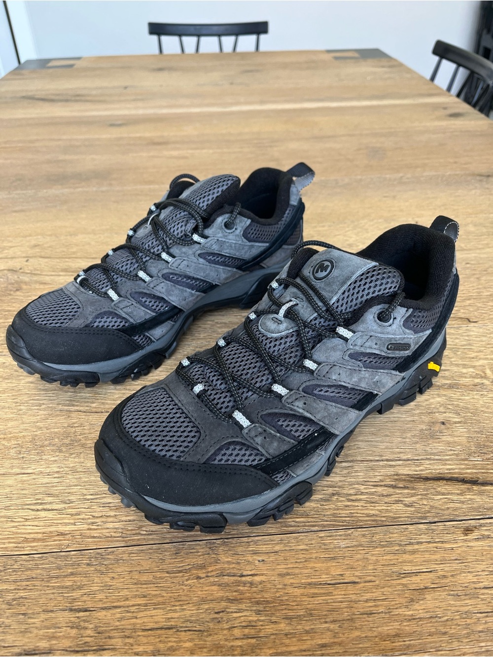 Size 11 Men’s Merrell J06031  Moab 2 Waterproof Leather Hiking Shoes
